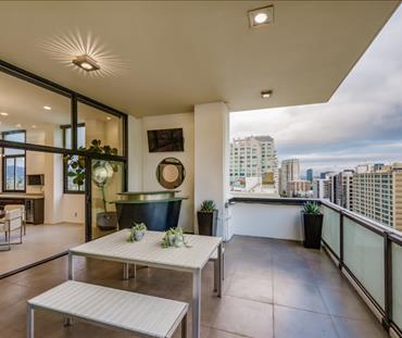 Căn hộ Penthouse phong cách hiện đại ở Los Angeles